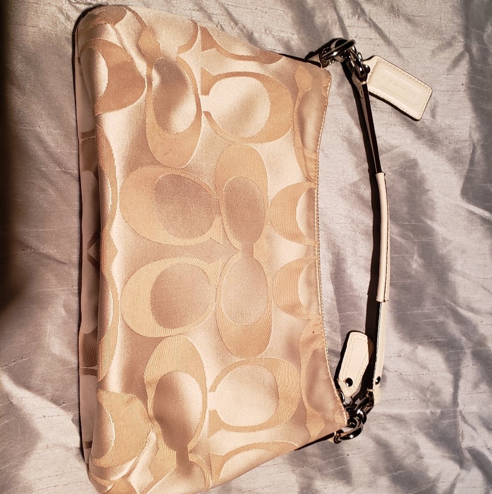 Coach Bag - Picture 7 of 11